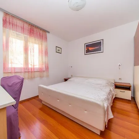Apartamento Luni *