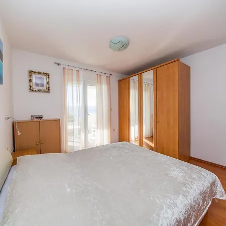 Luni Apartamento Lokva Rogoznica