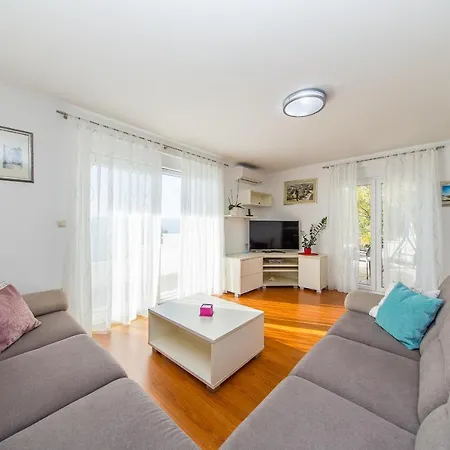Apartamento Luni *